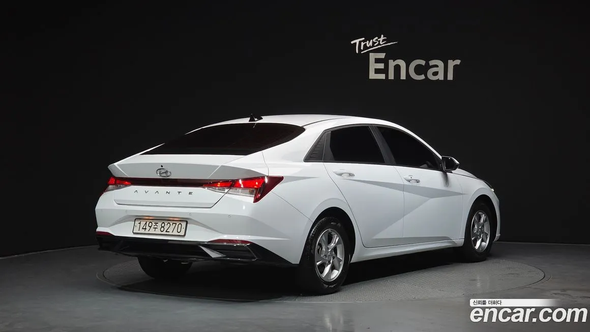 Hyundai AVANTE 2023 из KR, фото 2