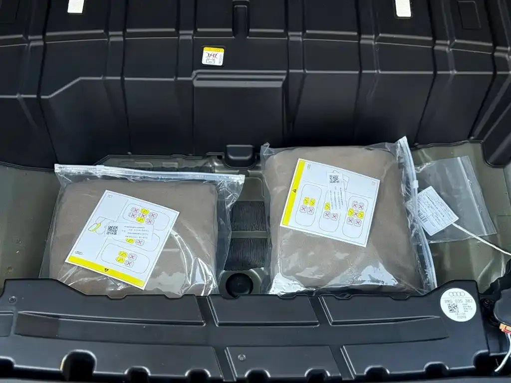 Audi Q5L 2026 из CN, фото 2