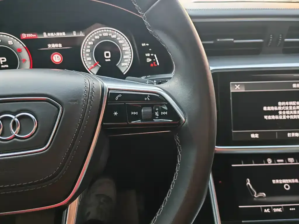 Audi A6L 2024 из CN, фото 3