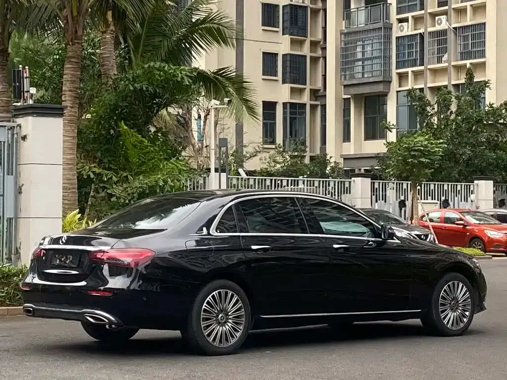 Mercedes-Benz E-Class 2022 из CN, фото 6