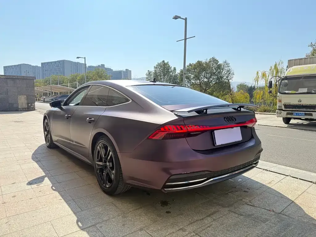 Audi A7 2021 из CN, фото 6