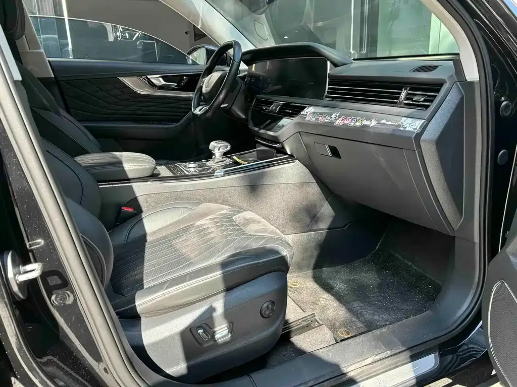Hongqi HS5 2023 из CN, фото 8