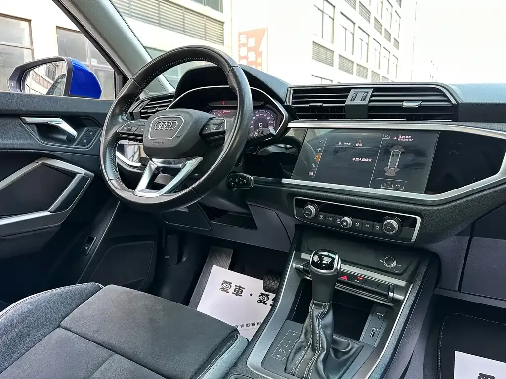 Audi Q3 2021 из CN, фото 3