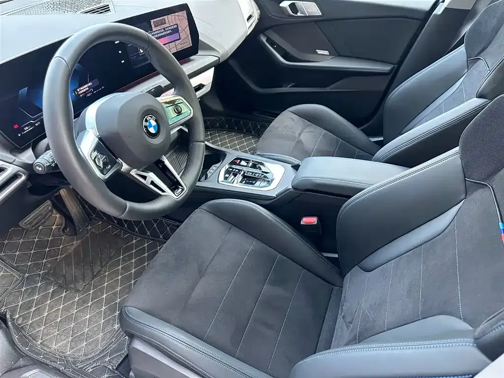 BMW 2 Series 2025 из CN, фото 2