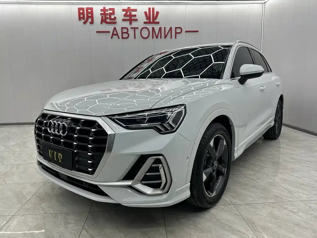 Audi Q3 2022 из CN, фото 1