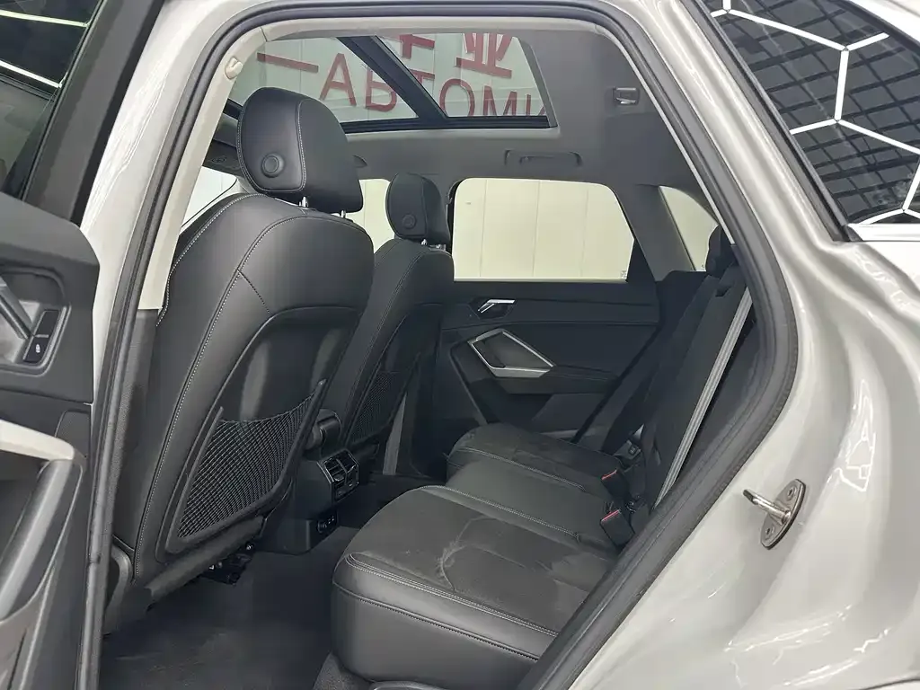 Audi Q3 2022 из CN, фото 5