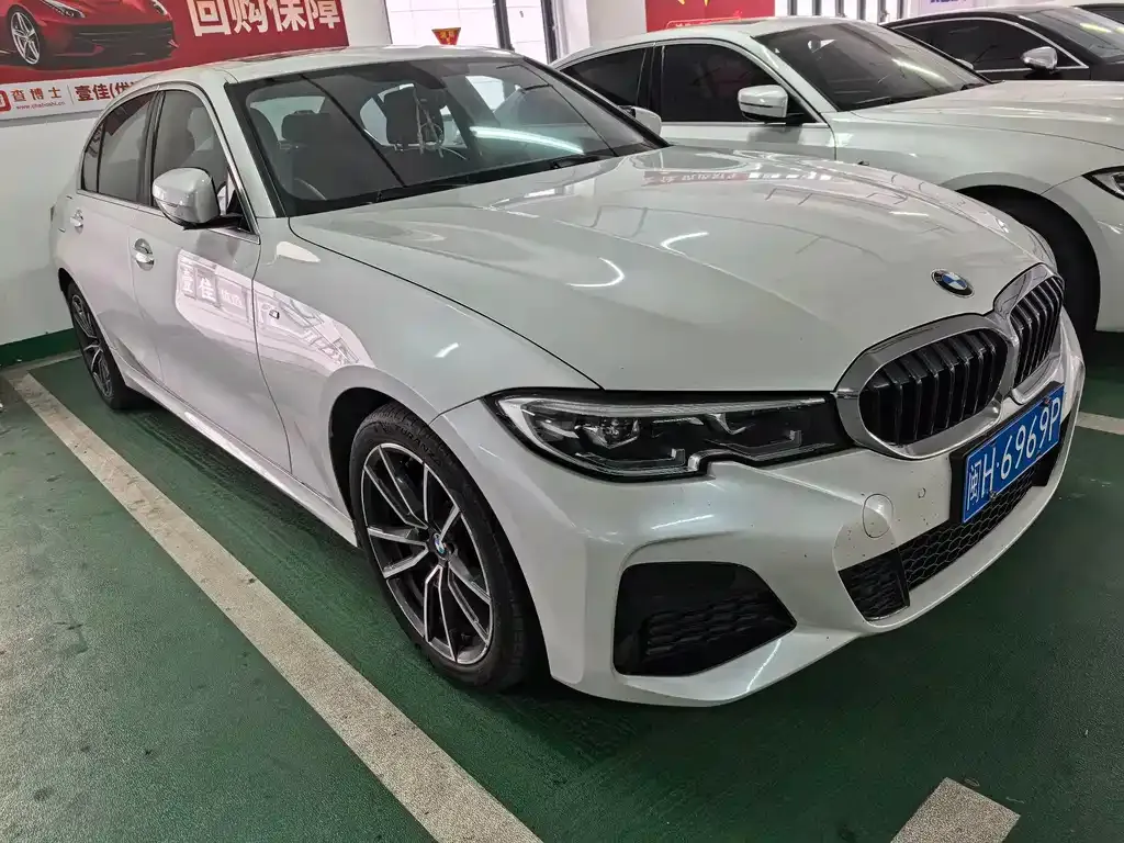 BMW 3 Series 2021 из CN, фото 1