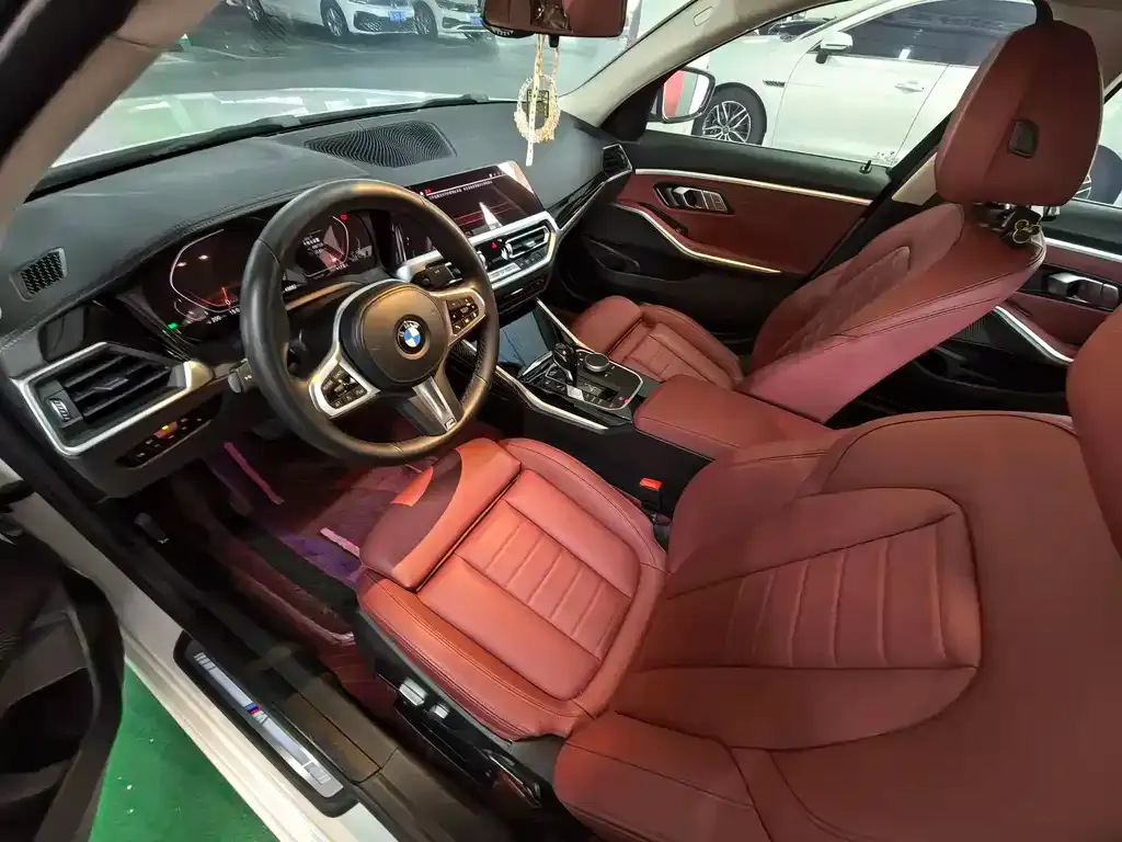 BMW 3 Series 2021 из CN, фото 7