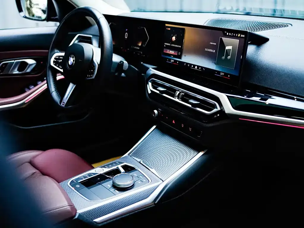 BMW 3 Series 2023 из CN, фото 9