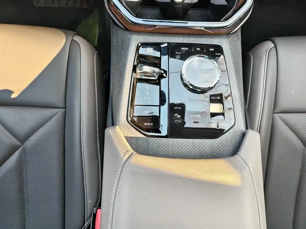 BMW X3 2025 из CN, фото 10