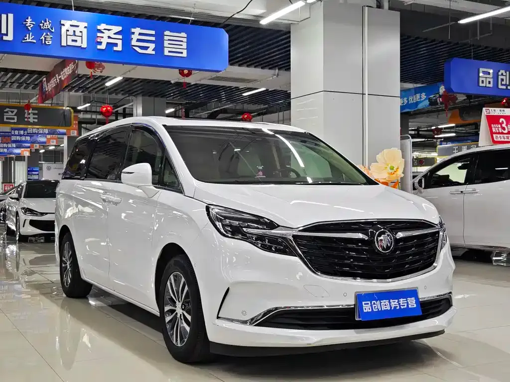 Buick GL8 2022 из CN, фото 9