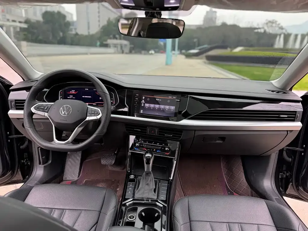 Volkswagen Passat 2025 из CN, фото 3