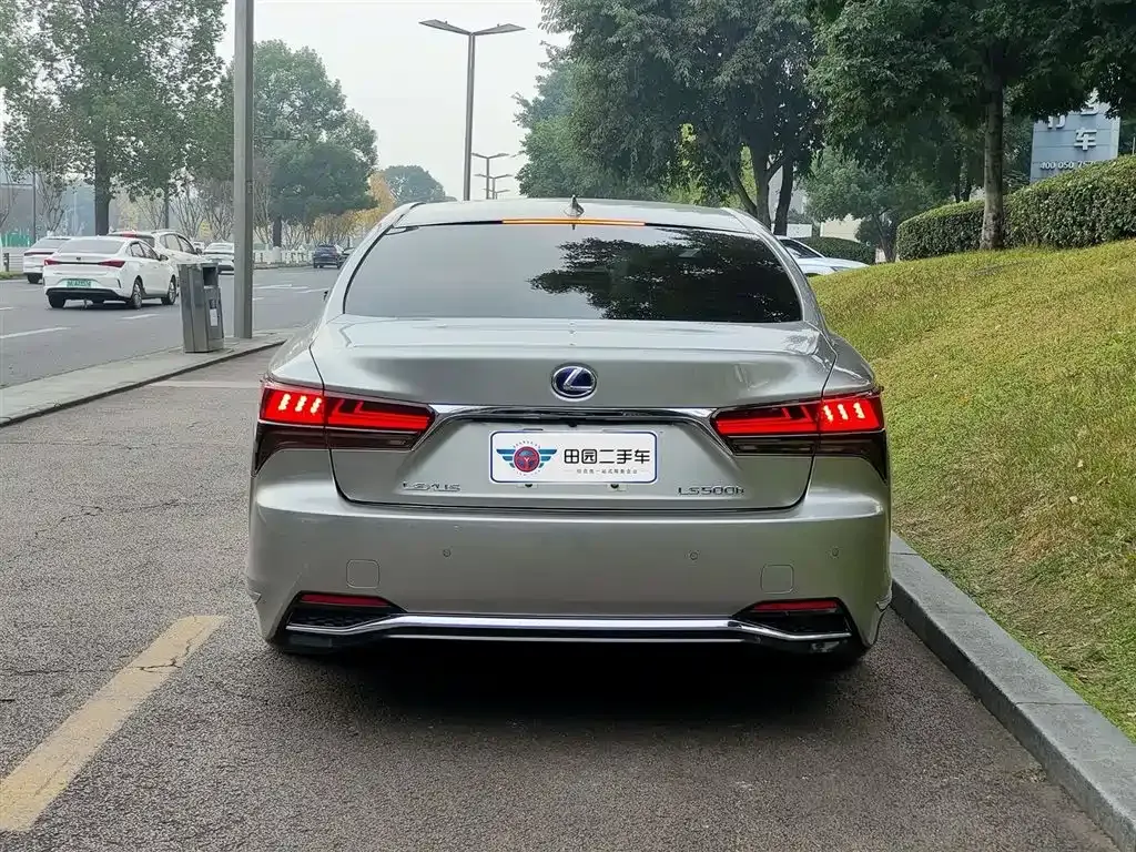 Lexus LS 2021 из CN, фото 8