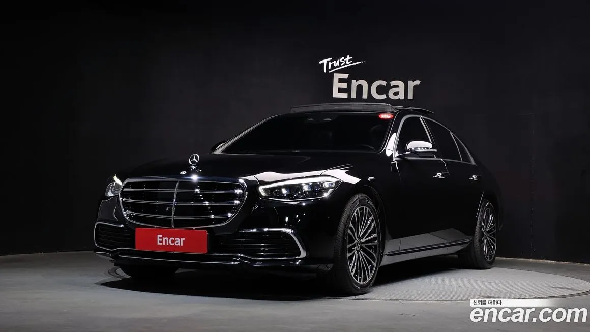 Mercedes-Benz S-Class — фото 1