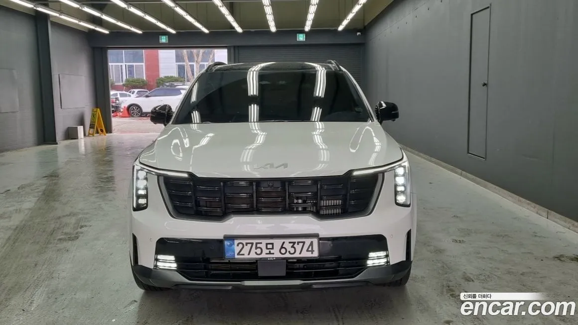 Kia Sorento — фото 8