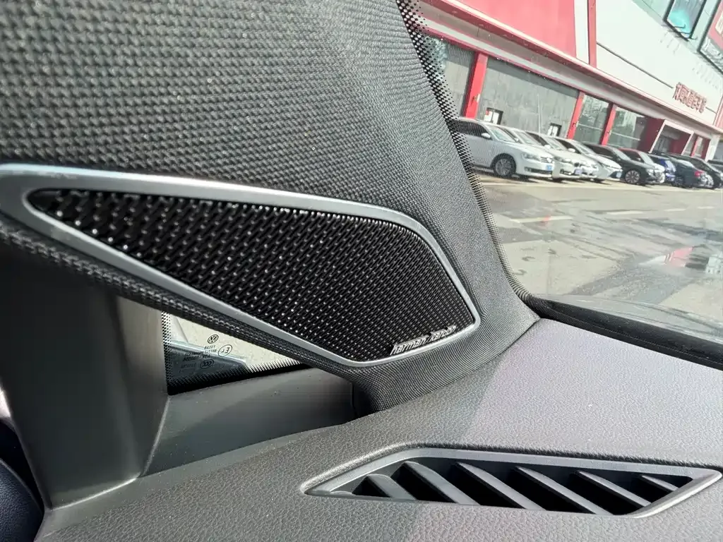 Volkswagen Golf GTI 2023 из CN, фото 6