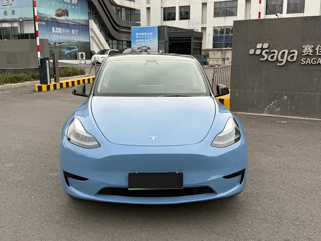 Tesla Model Y — фото 5