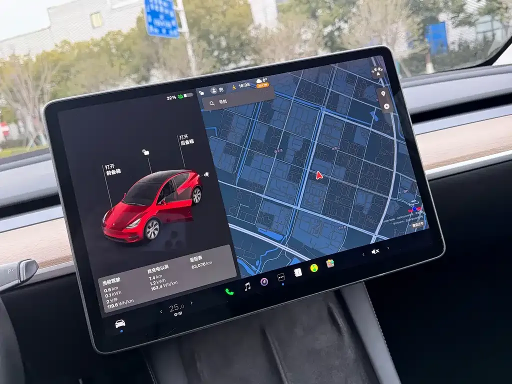 Tesla Model Y — фото 8