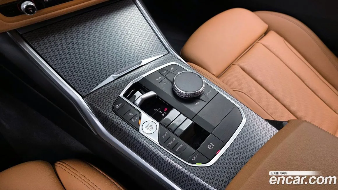 BMW 3-Series 2023 из KR, фото 10