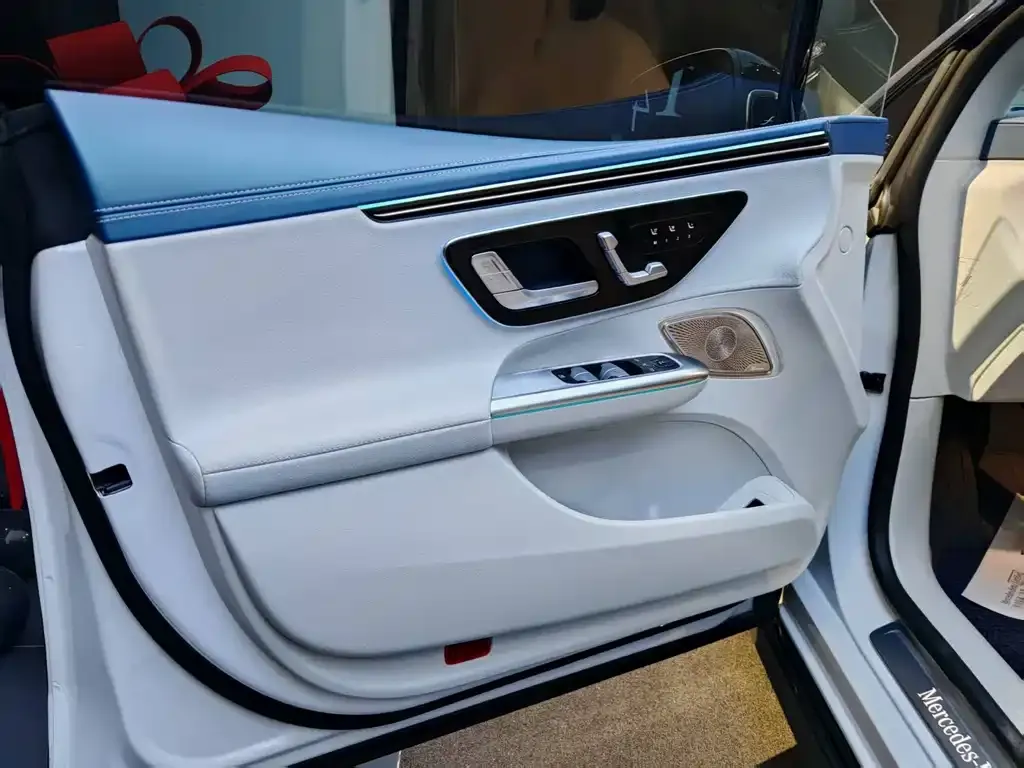 Mercedes-Benz EQE 2025 из CN, фото 3