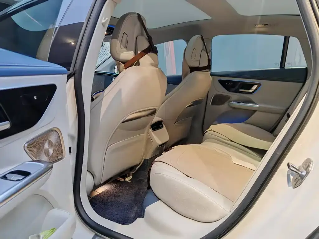 Mercedes-Benz EQE 2025 из CN, фото 8
