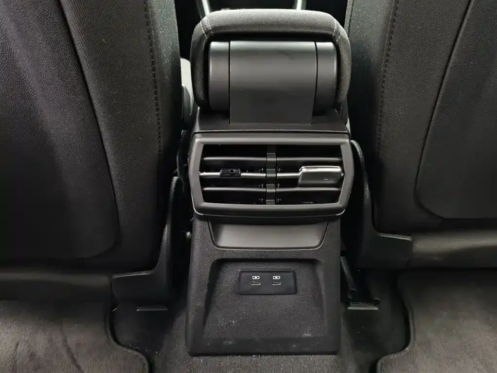 Audi A3 2023 из CN, фото 8