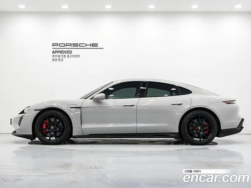 Porsche Taycan 2024 из KR, фото 6