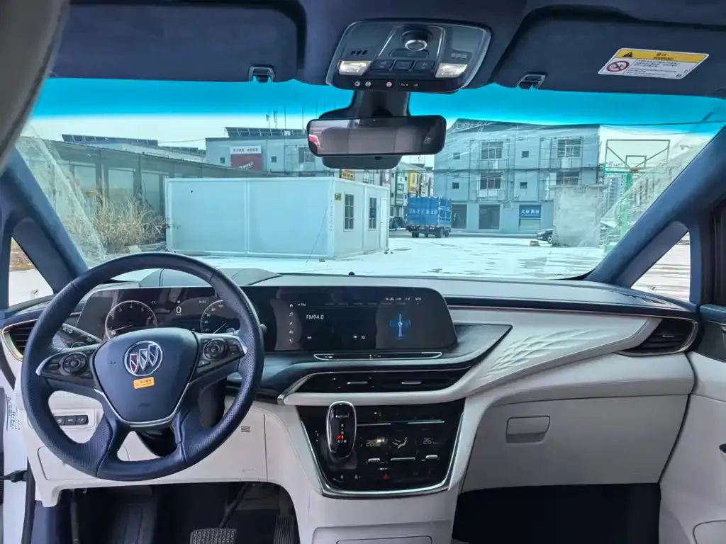 Buick GL8 2023 из CN, фото 3