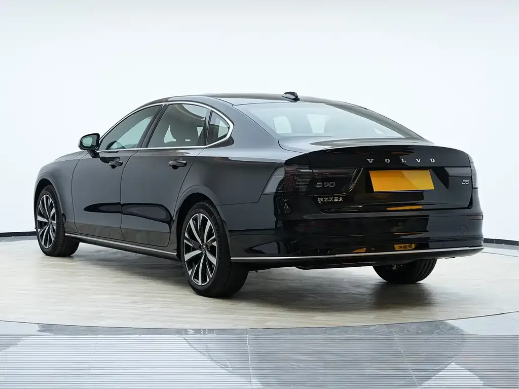 Volvo S90 2025 из CN, фото 9
