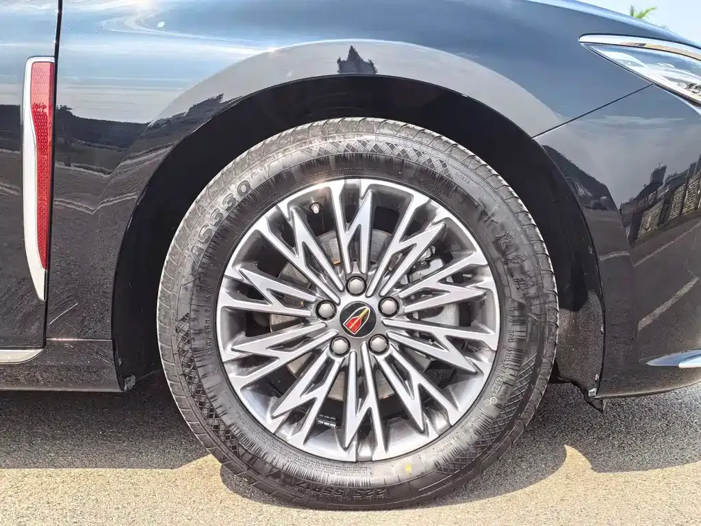 Hongqi H5 2025 из CN, фото 2