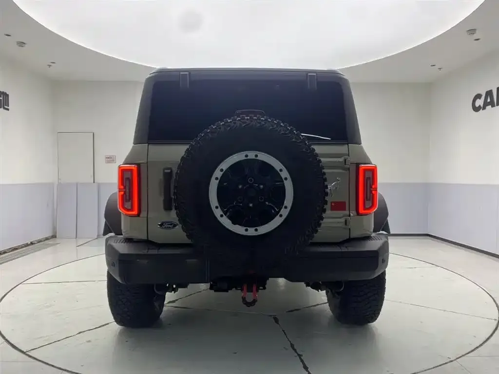 Ford Bronco 2024 из CN, фото 5