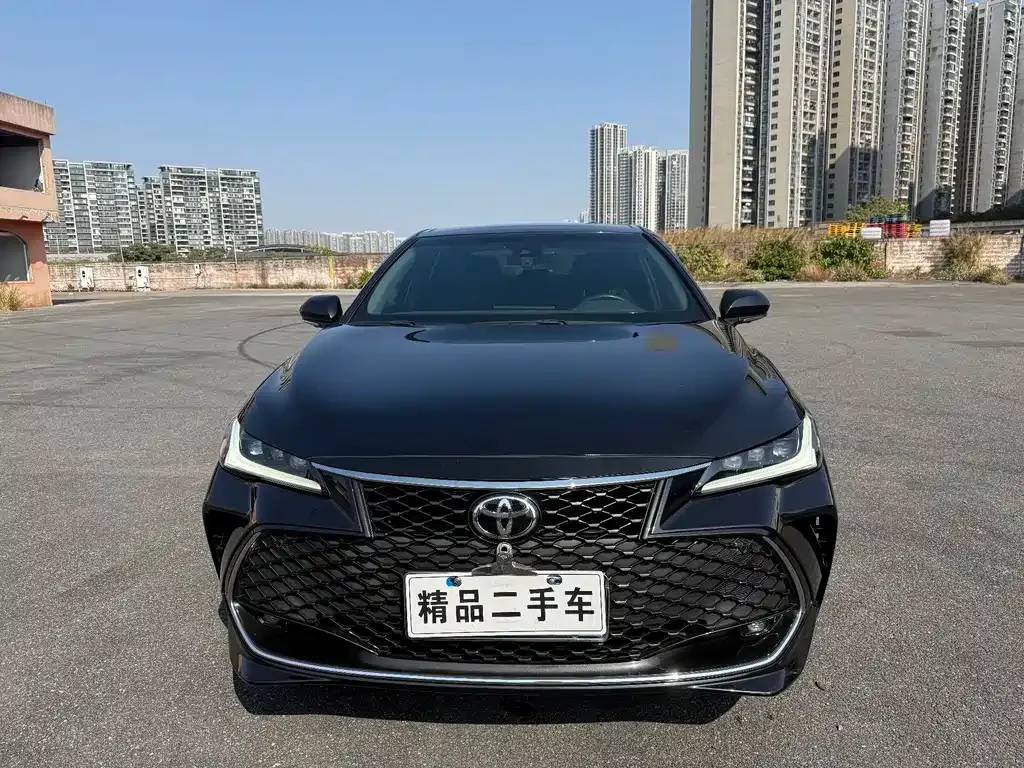 Toyota Avalon 2023 из CN, фото 2