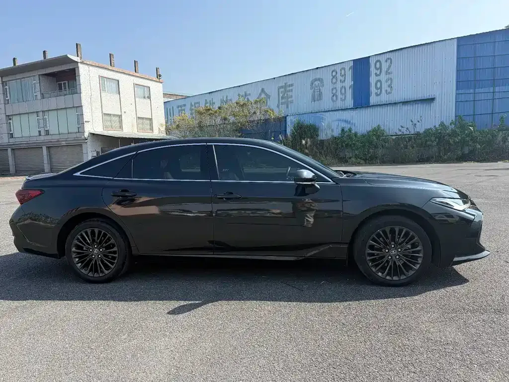 Toyota Avalon 2023 из CN, фото 10