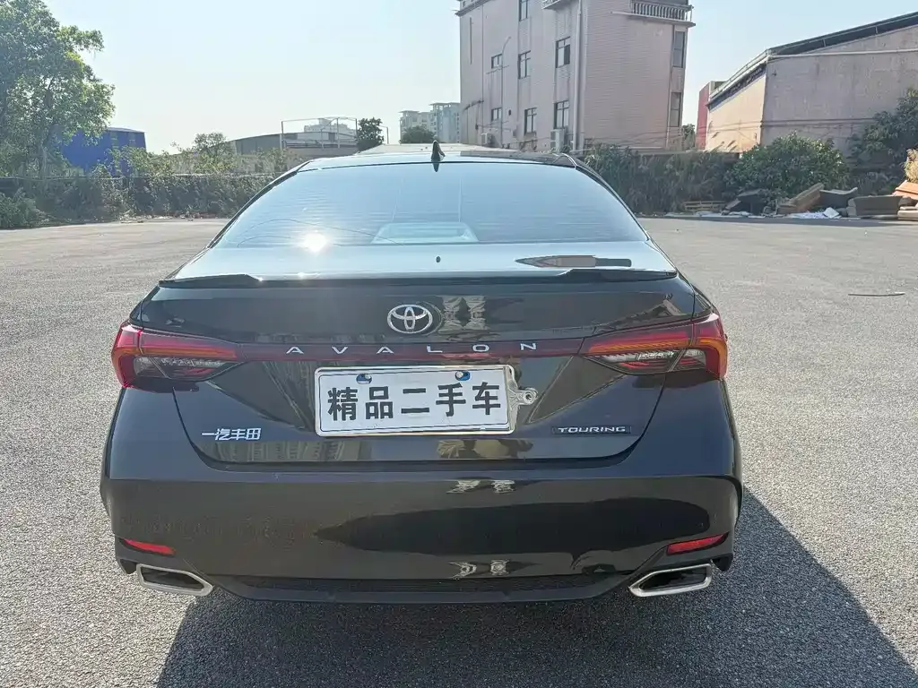 Toyota Avalon 2023 из CN, фото 5