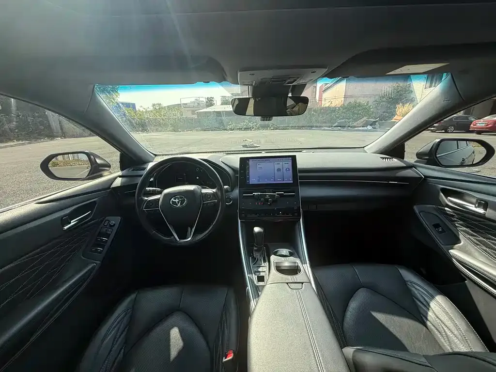 Toyota Avalon 2023 из CN, фото 4