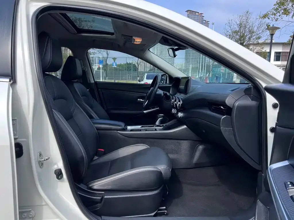 Nissan Sylphy 2022 из CN, фото 4