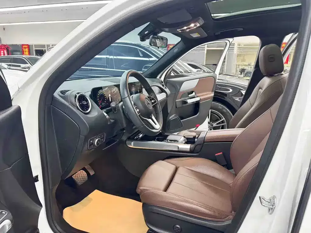 Mercedes-Benz GLB 2023 из CN, фото 8