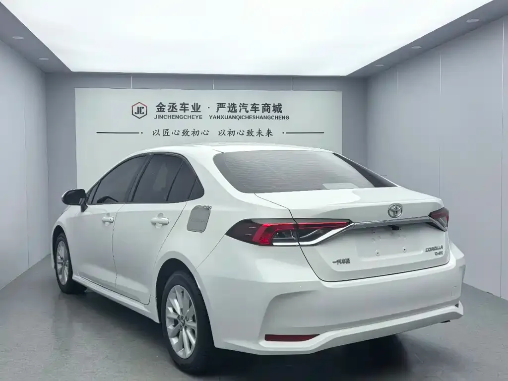 Toyota Corolla 2022 из CN, фото 7