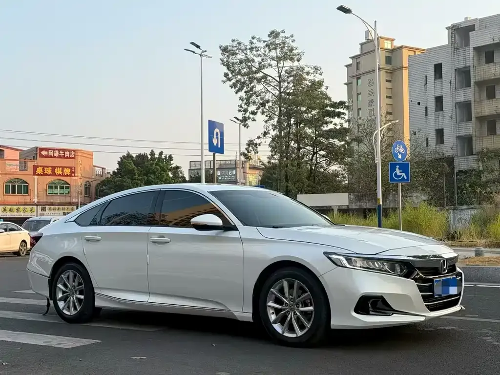 Honda Accord 2022 из CN, фото 1