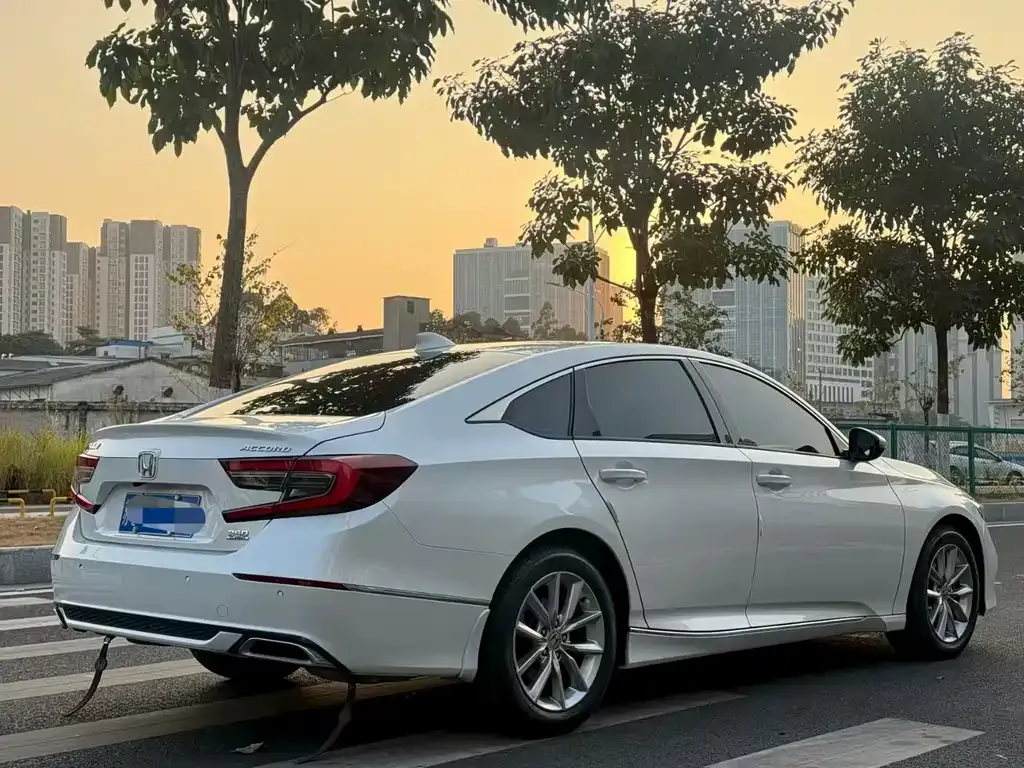 Honda Accord 2022 из CN, фото 6