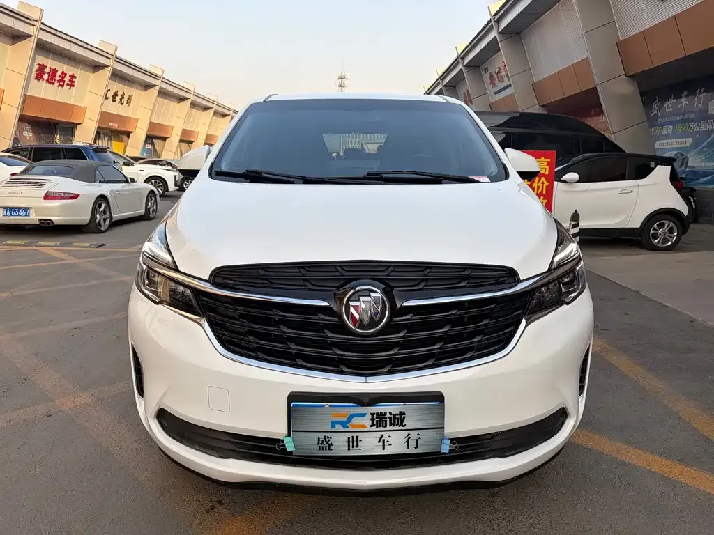 Buick GL8 2022 из CN, фото 4