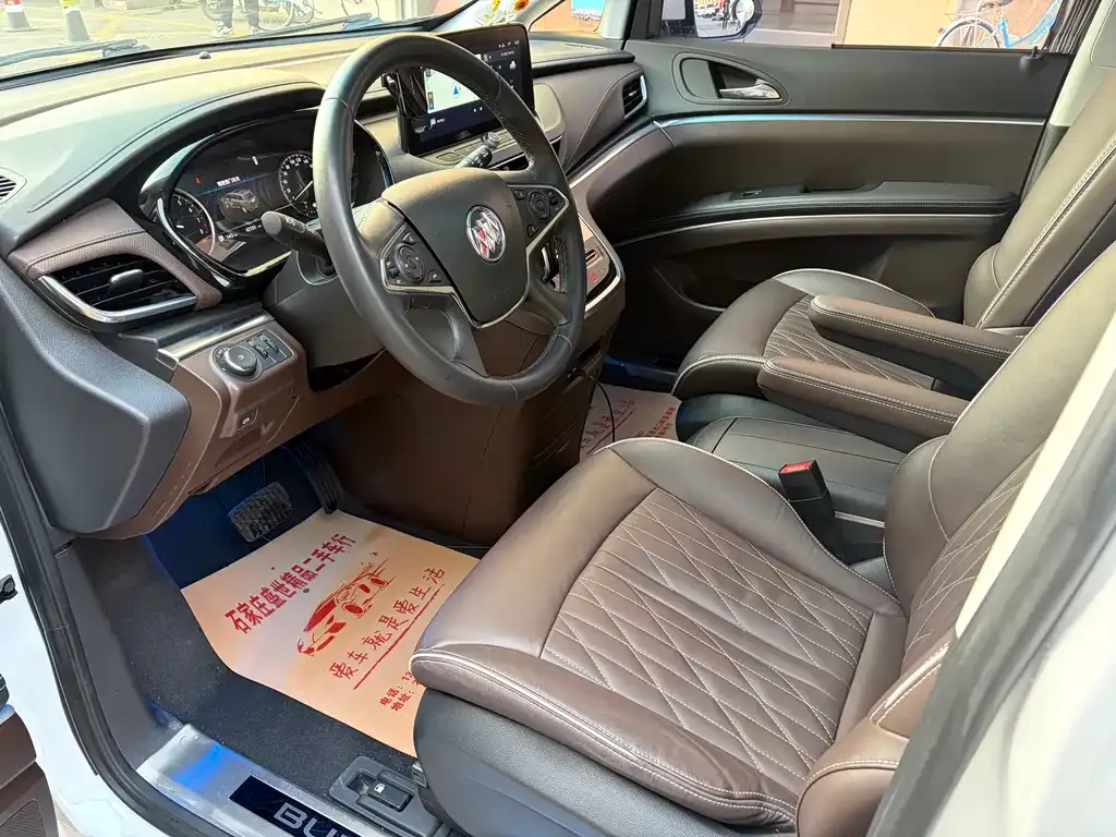 Buick GL8 2022 из CN, фото 10