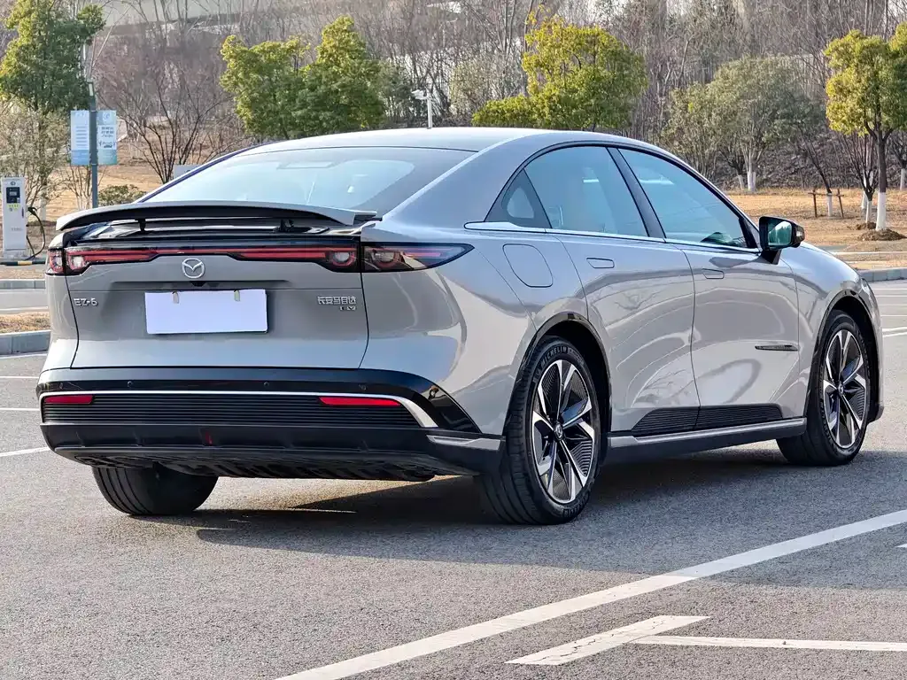 Mazda EZ-6 2024 из CN, фото 7