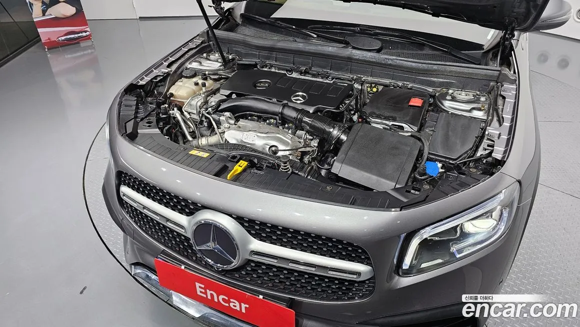 Mercedes-Benz GLB-Class — фото 4
