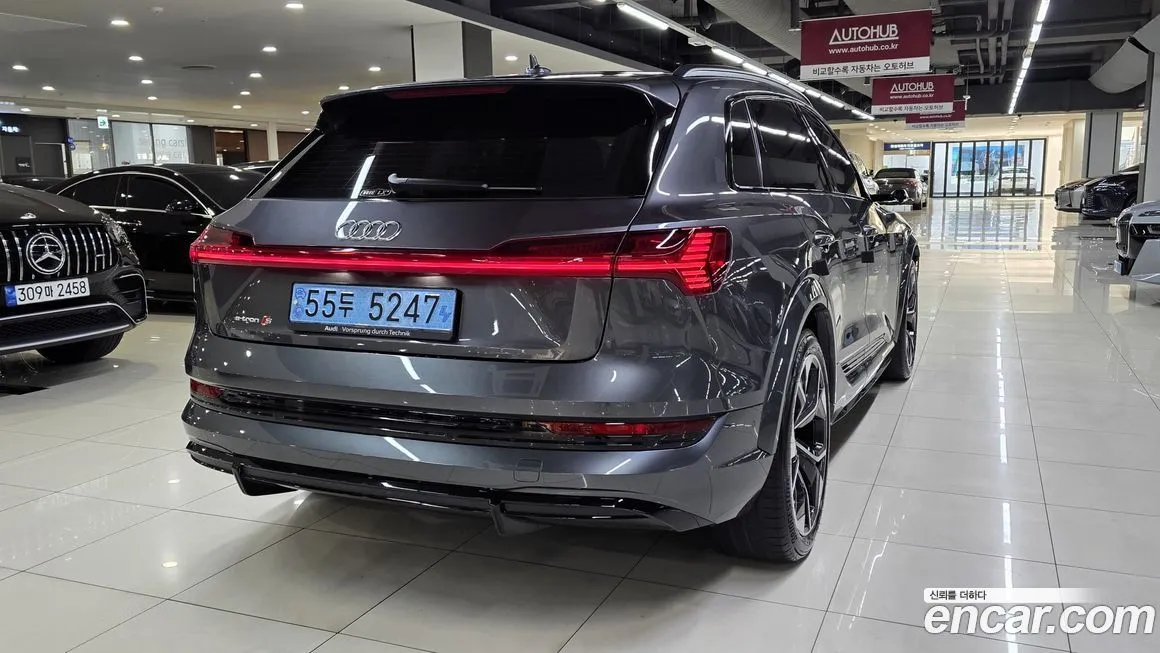 Audi e-tron 2022 из KR, фото 7