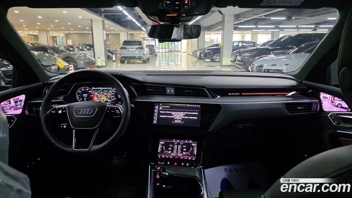 Audi e-tron 2022 из KR, фото 9