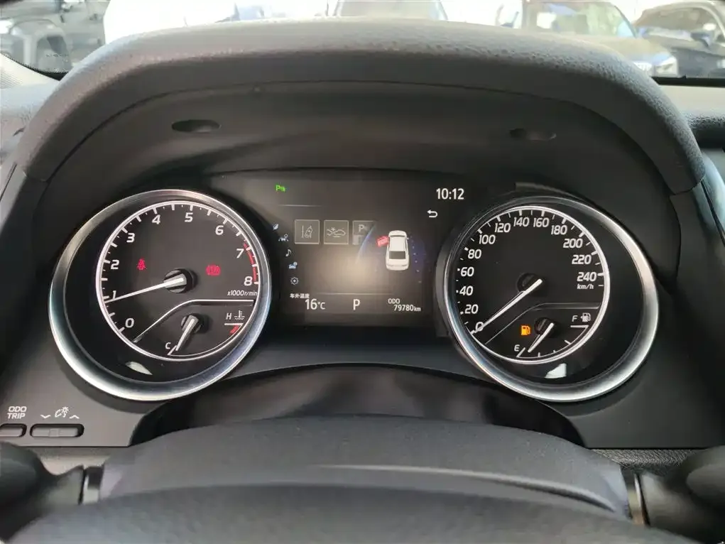 Toyota Camry 2021 из CN, фото 2
