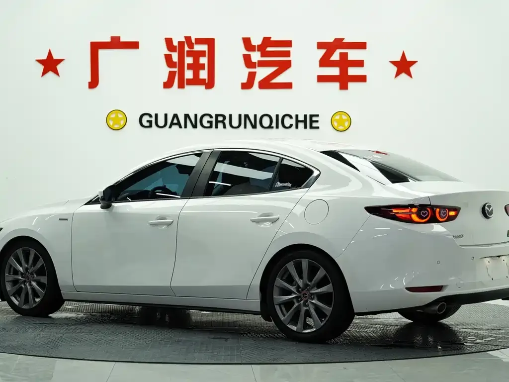 Mazda 3 Axela 2022 из CN, фото 5