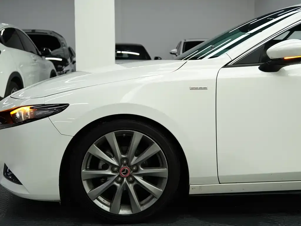 Mazda 3 Axela 2022 из CN, фото 8