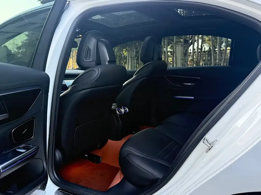 Mercedes-Benz C-Class 2023 из CN, фото 3